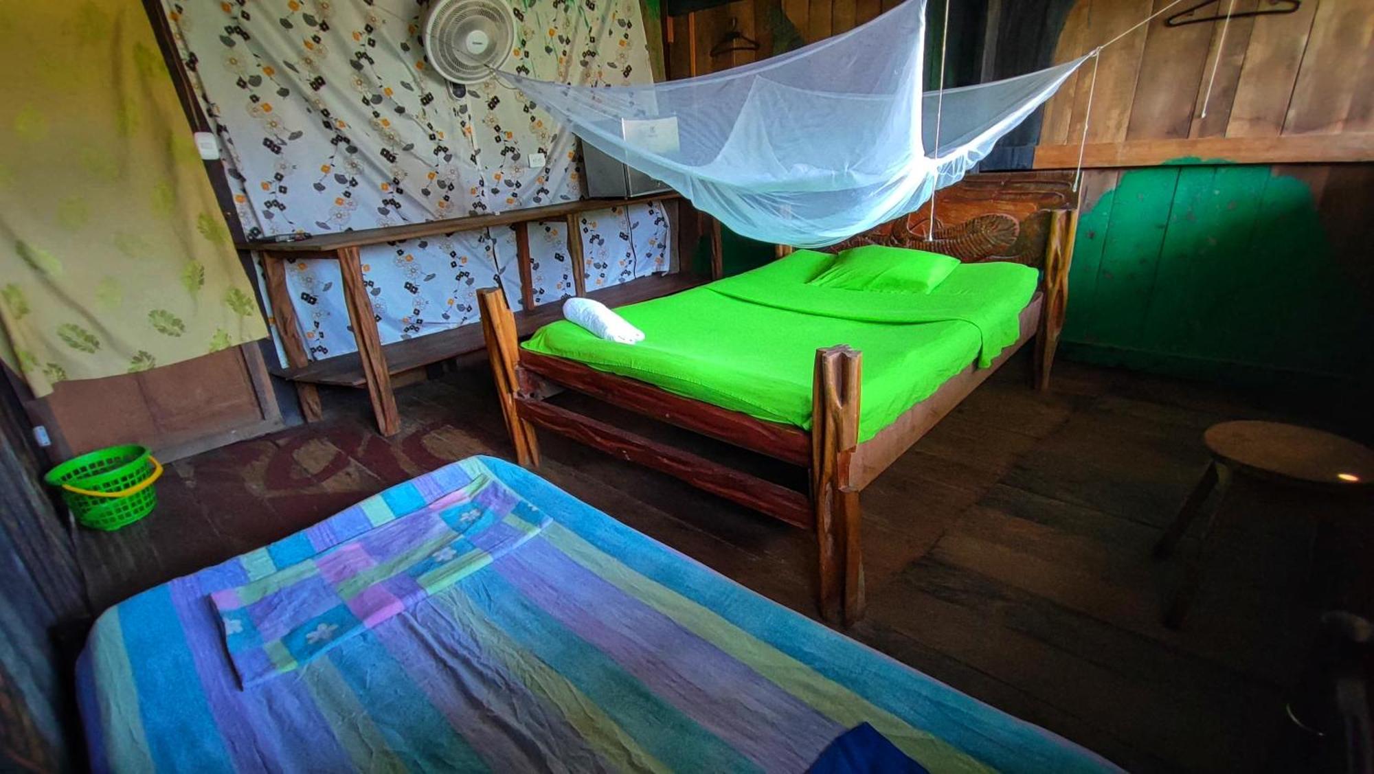 Hospedaje Y Tours Reina Arriera Amazonas Colombia Macedonia Exterior photo